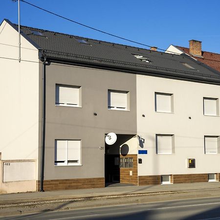 Apartmani Infinity Osijek Eksteriør billede