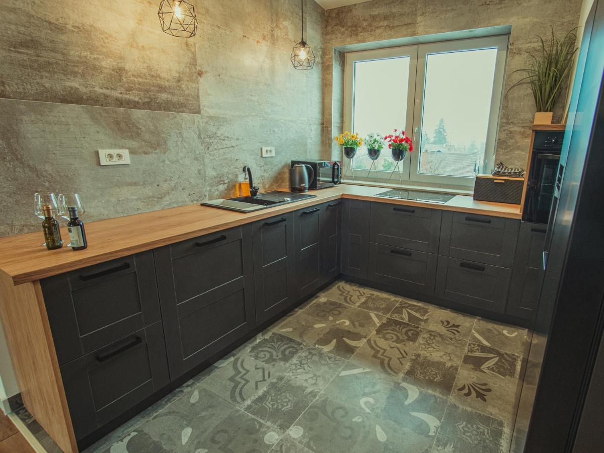 Apartmani Infinity Osijek Eksteriør billede