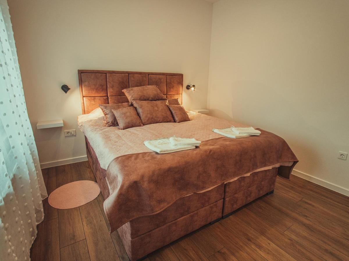 Apartmani Infinity Osijek Eksteriør billede